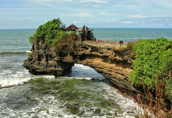 Туристов на Бали будут депортировать за нарушения ПДД