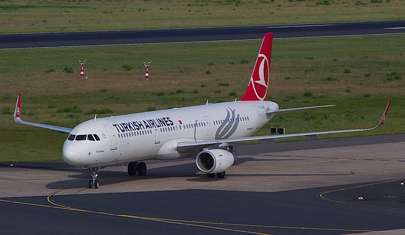 Рейсы в Анталью из Санкт-Петербурга авиакомпания Turkish Airlines отменила